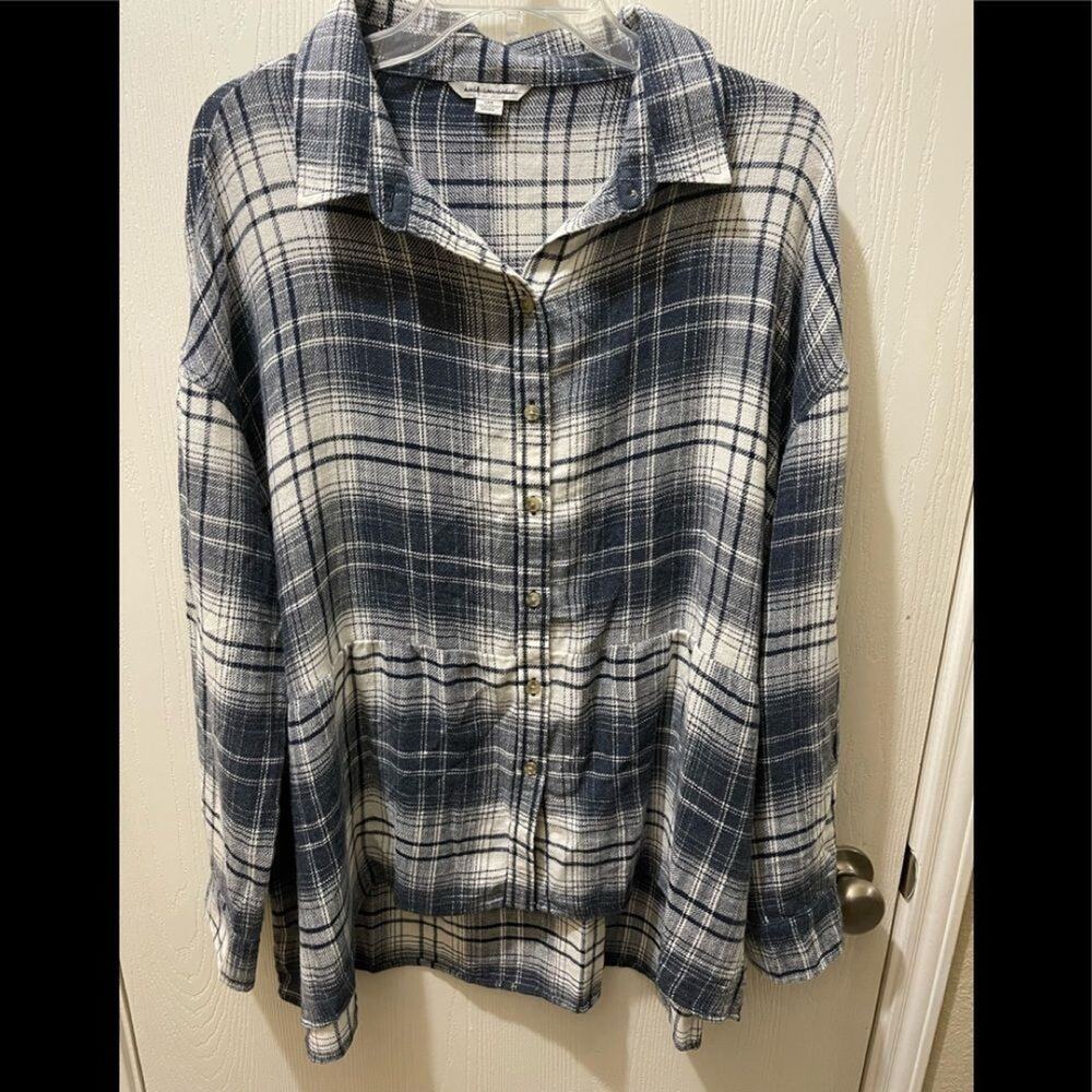 American Eagle Plaid Button Down NWOT